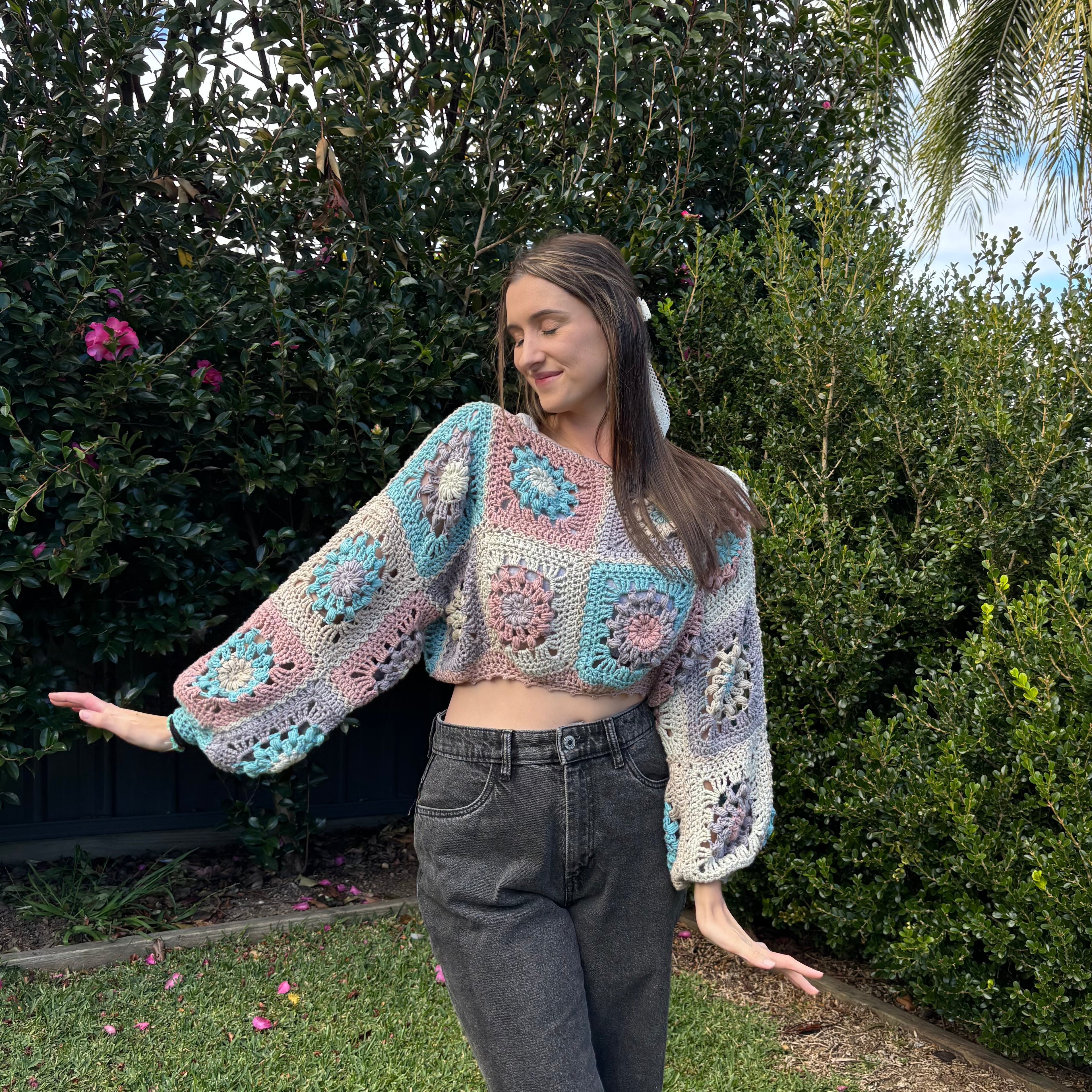 Crochet Pattern- Sunflower Crochet Sweater- Womens Girls Crochet Jumper Winter Summer